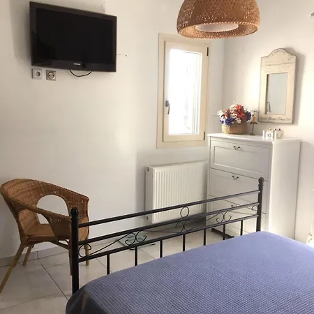 Holiday home Panoramic View House Above Lefkes Village, Paros *