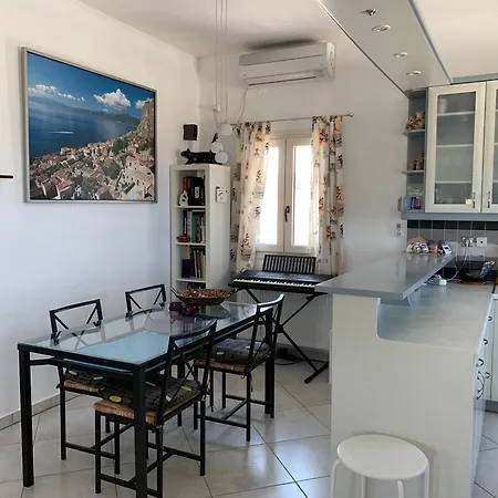 Semesterbostad Panoramic View House Above Lefkes Village, Paros *